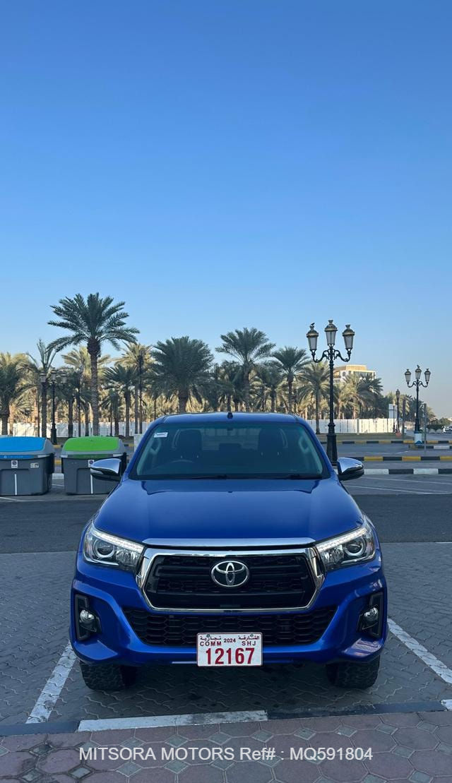 2016 TOYOTA HILUX SR5
