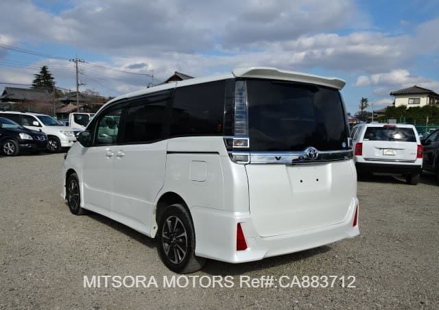 2017 TOYOTA VOXY ZS
