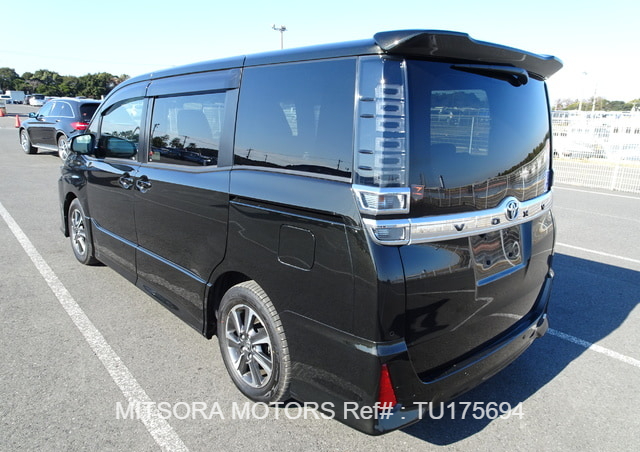 2021 TOYOTA VOXY ZS