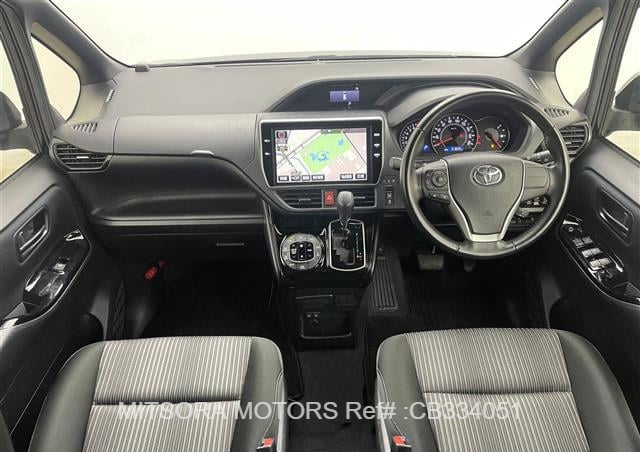 2017 TOYOTA NOAH