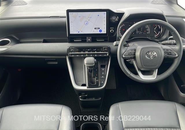 2025 TOYOTA NOAH