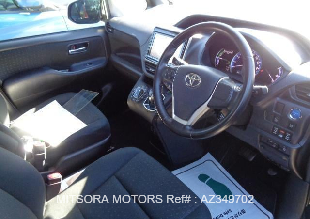2015 TOYOTA VOXY