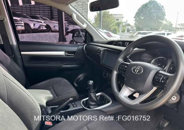 2020 TOYOTA HILUX 2.4 E REVO DOUBLE CAB