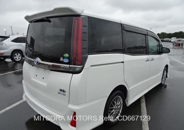 2020 TOYOTA NOAH