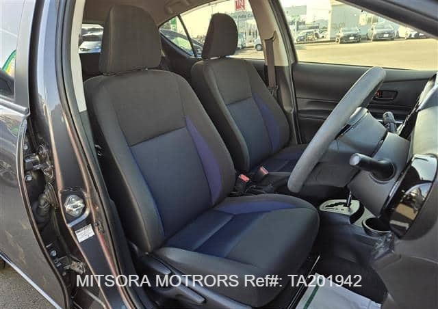 2019 TOYOTA AQUA