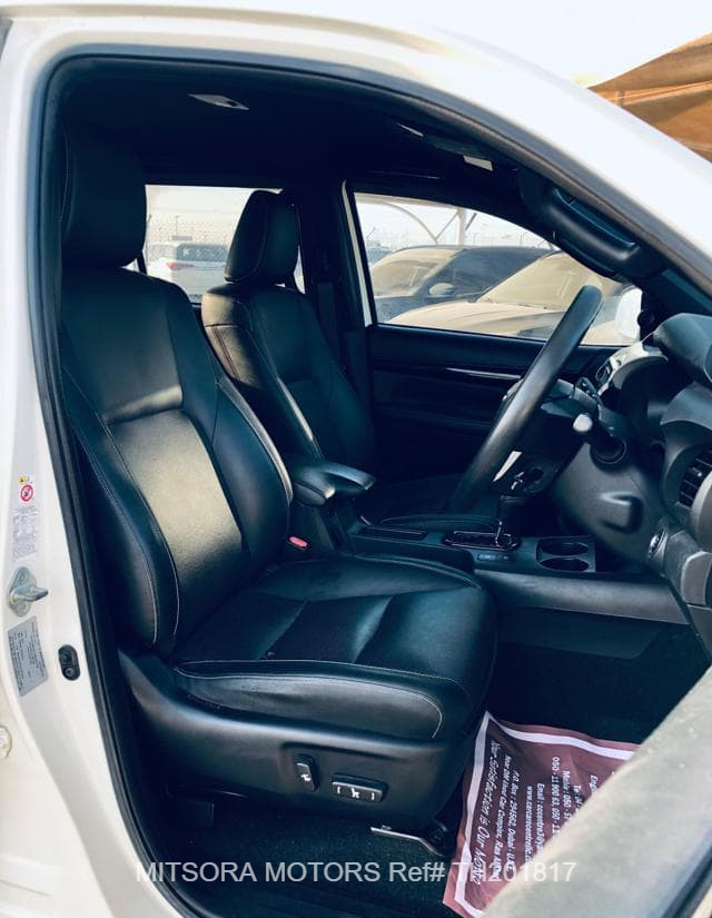 2018 TOYOTA HILUX