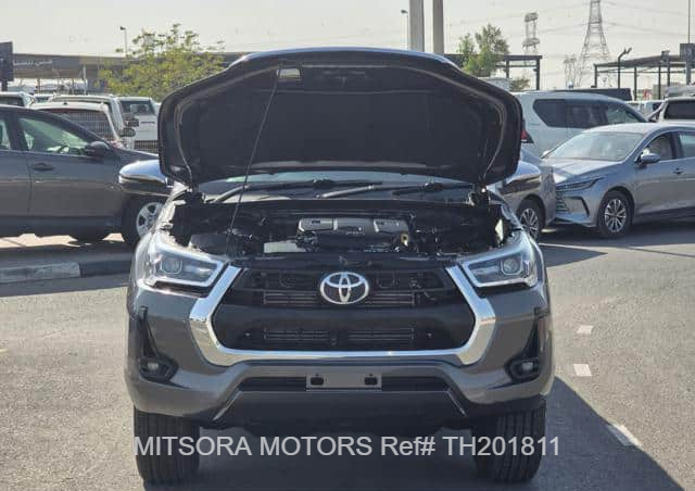 2018 TOYOTA HILUX